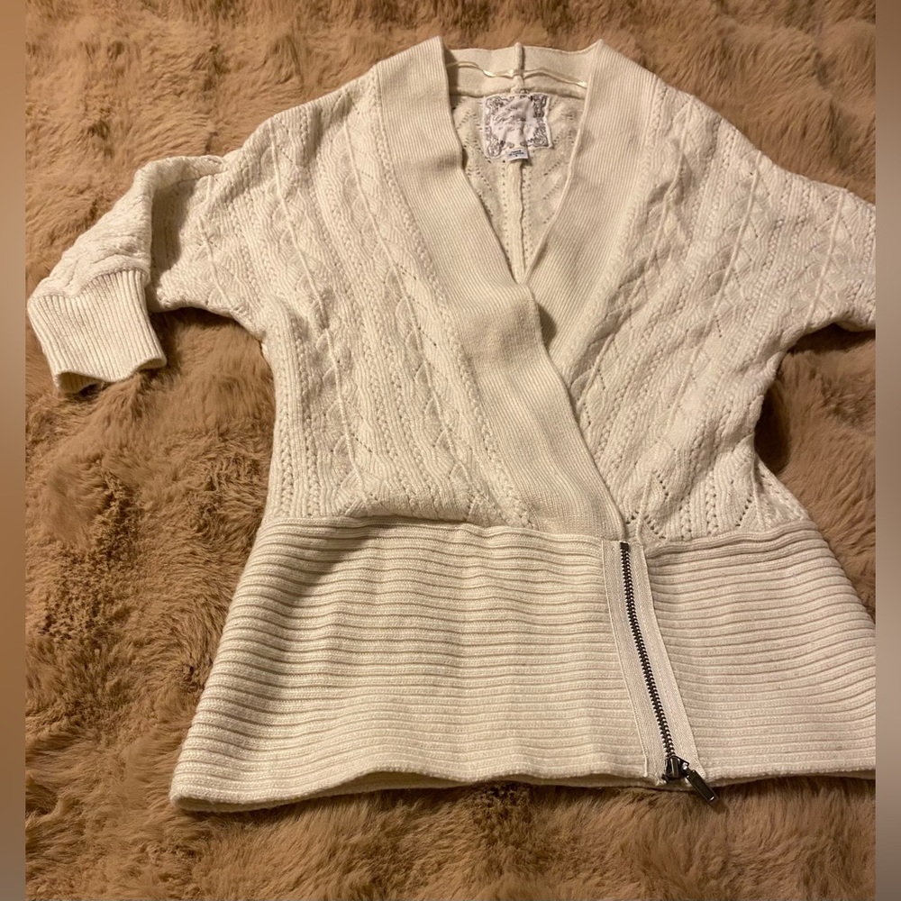 Guess Jeans white knitted top